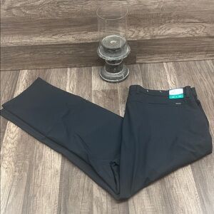 Greg Norman Men’s 5 Pocket Pant